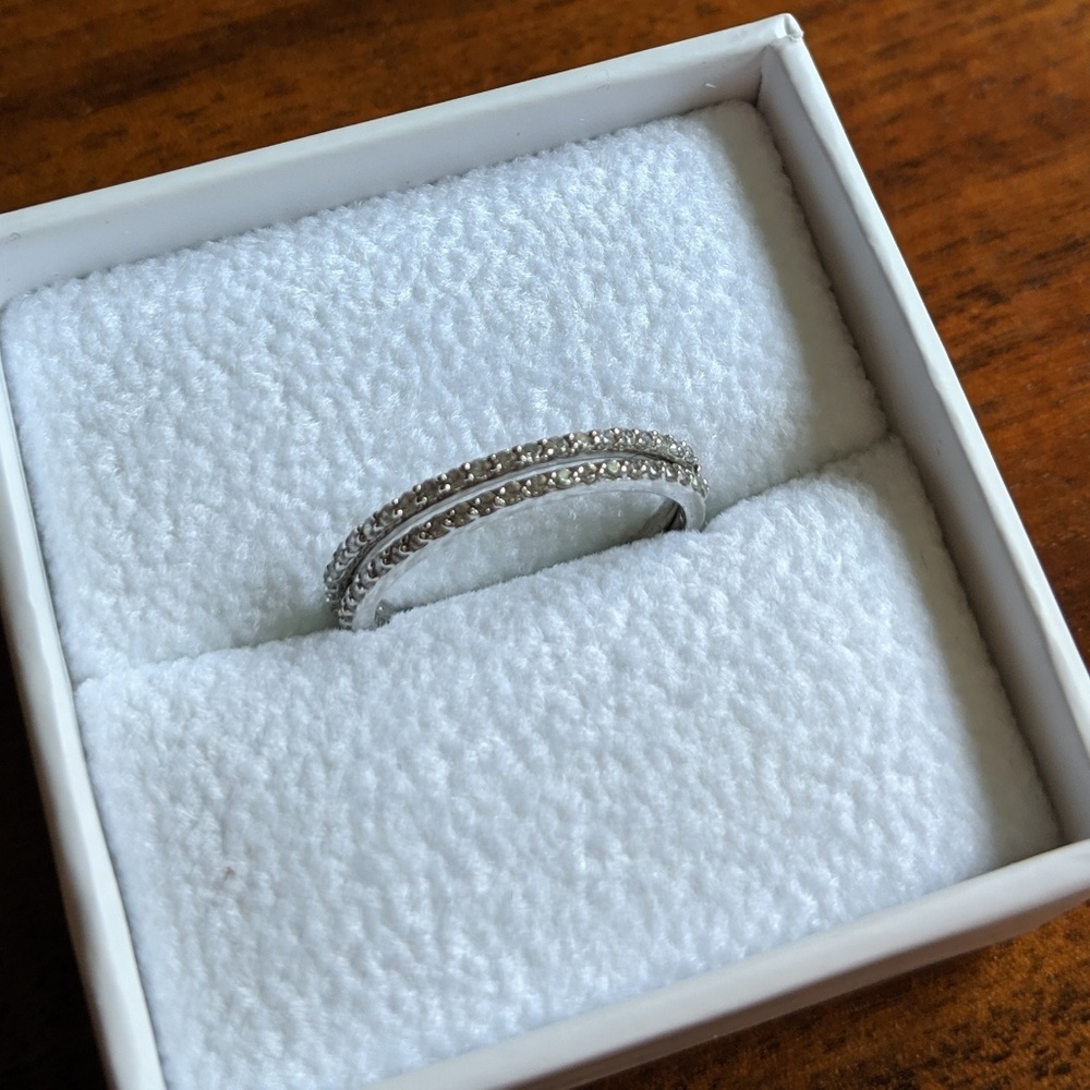 Dainty stacking diamond rings